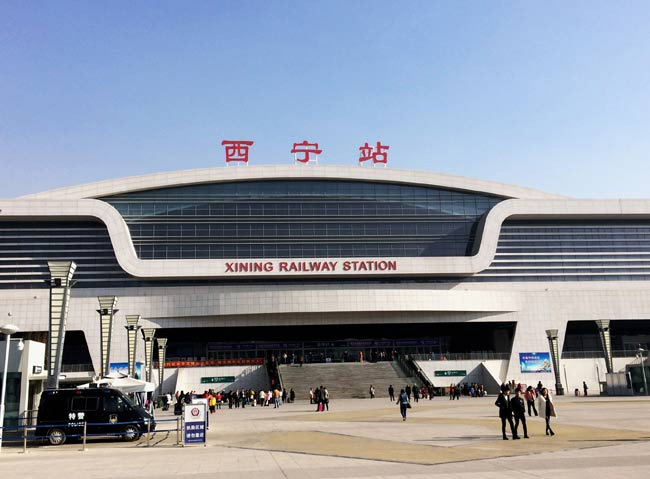 盘锦西宁高铁站